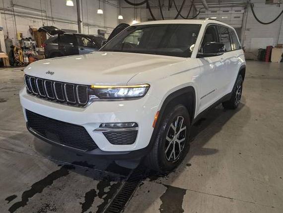 JEEP GRAND CHEROKEE 2024 1C4RJGBG6RC151881 image